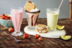 Almond Milk Shakes: Creamy Dairy-Free Recipes, Health Benefits, and Pro Tips for the Ultimate Blend